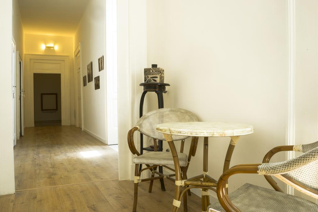 La Galleria Napoli Rom bilde